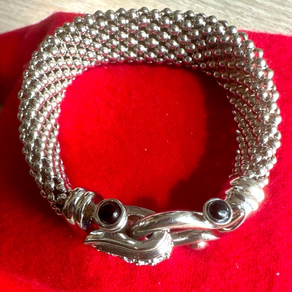 SILVER HORSESHOE With PAVE  CRYSTALS CLASP - Picture 8 of 8